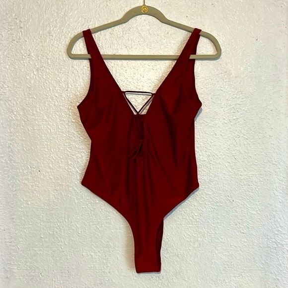 Dark red tie front one piece swimsuit, size 2XL - Picture 1 of 8